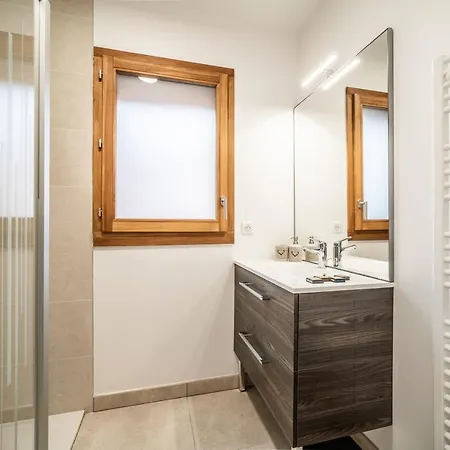 Centaurea - By Emerald * 梅杰夫