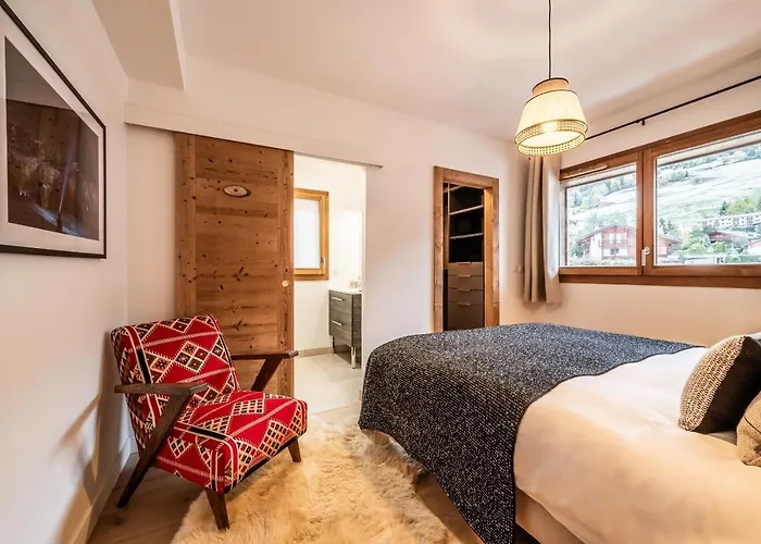 Centaurea - By Emerald Megève