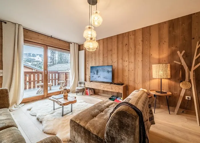 Centaurea - By Emerald Apartment