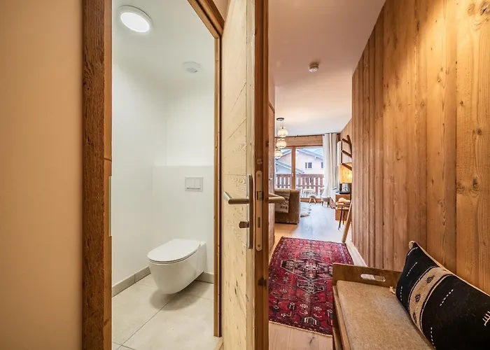 Centaurea - By Emerald شقة *