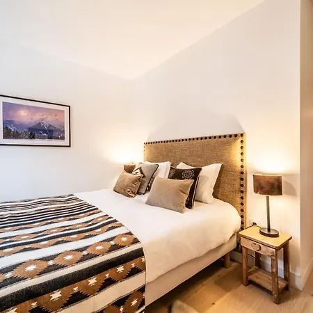 Centaurea - By Emerald