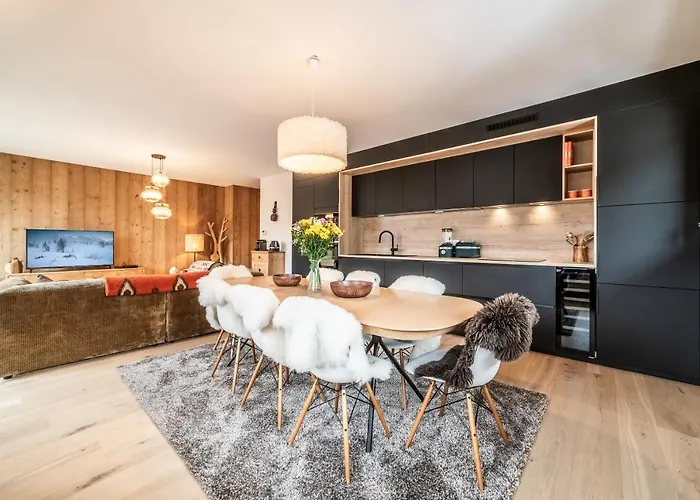 Centaurea - By Emerald